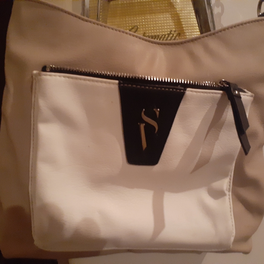 Simply Vera crossbody